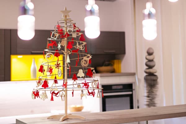 Sapin de Noël SPIRALE en bois 85 cm – Image 4