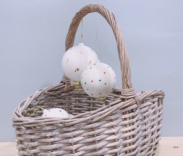 Boule en céramique blanche et points colorés – Image 2