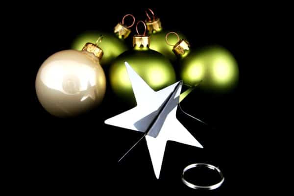 Etoile de Noël 3D, métal couleur argent, 8 cm – Image 2