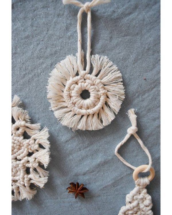 Décoration macramé, soleil blanc doré 10 cm – Image 2